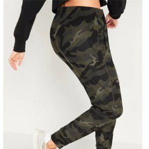 Mid-Rise Breathe ON Jogger Pants for Women NWT Green Camo L